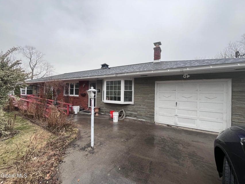1911 Golf Avenue, photo 2