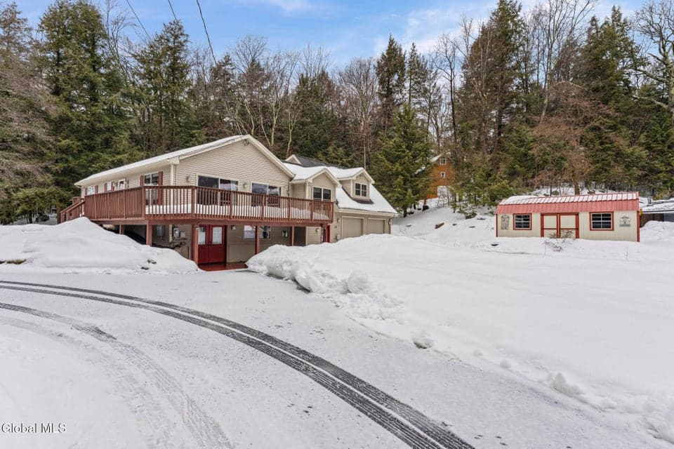 57 N Shore Road, photo 2