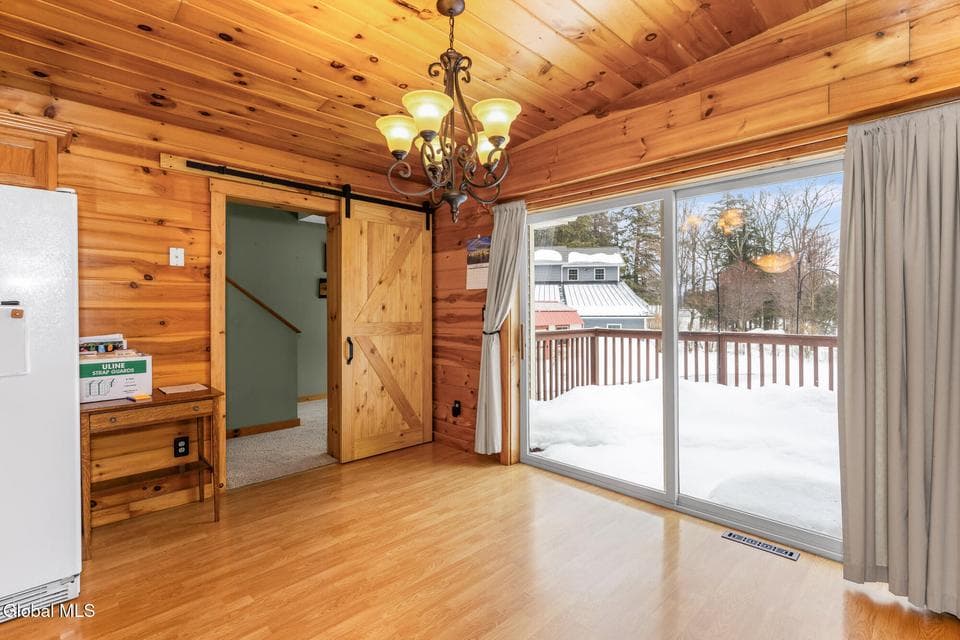 57 N Shore Road, photo 5