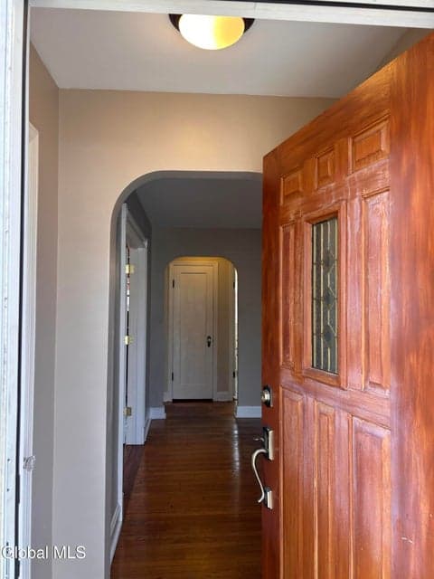 1026 Eugene Drive, photo 4