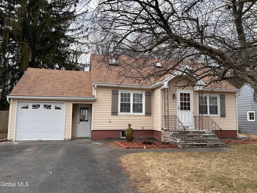 1026 Eugene Drive, photo 1