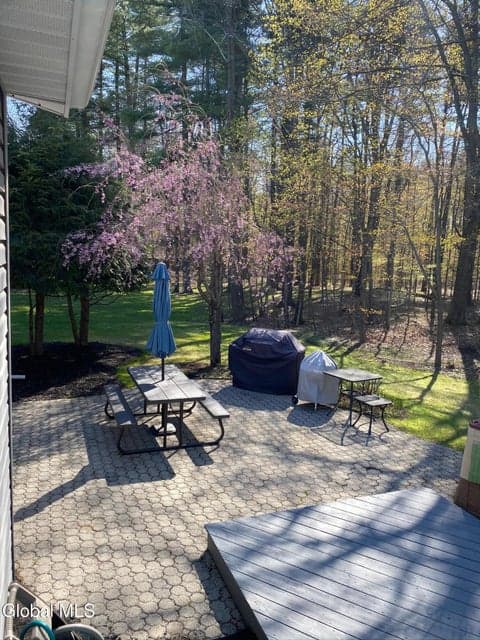 32 Guilder Place, Clifton Park, NY, photo 3