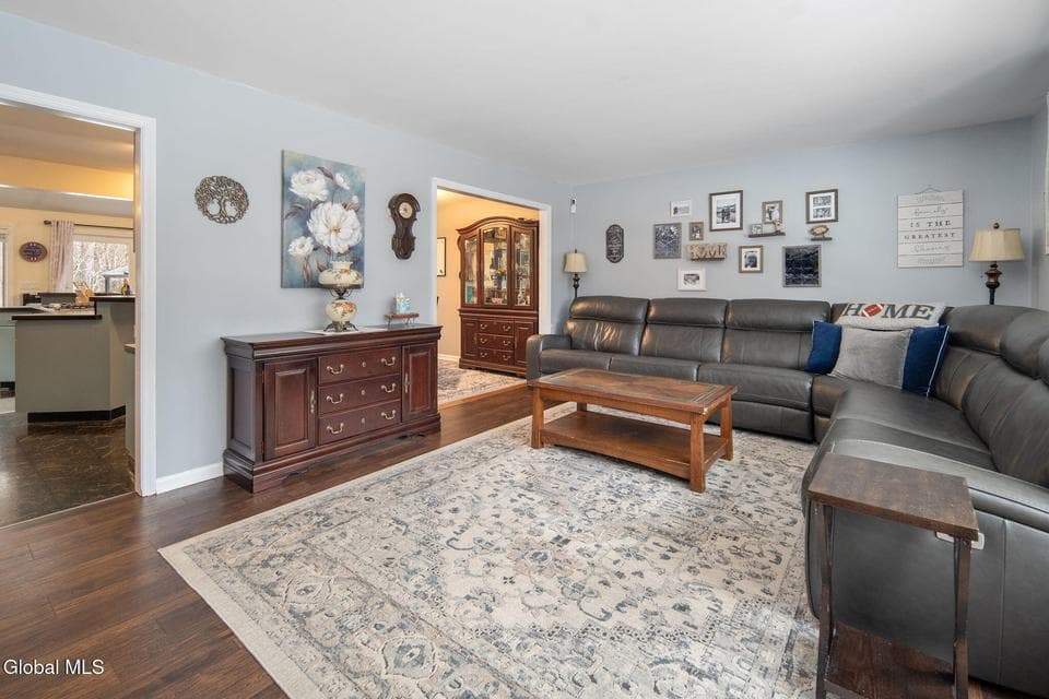 32 Guilder Place, Clifton Park, NY, photo 5