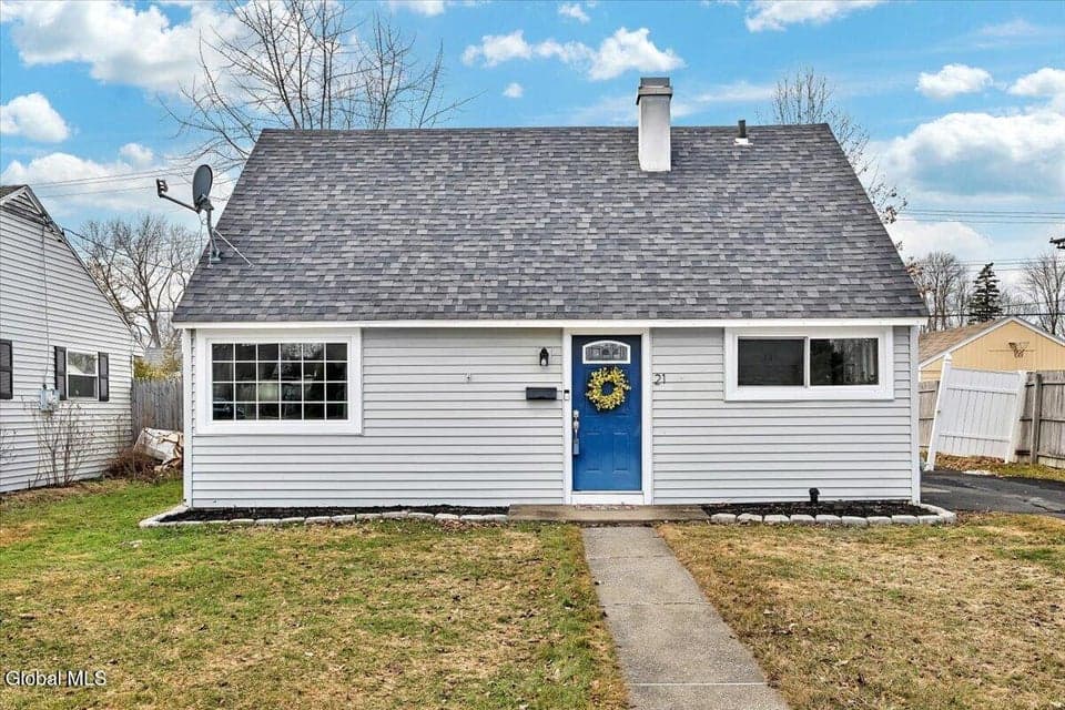 21 Jase Court, Albany, NY, photo 1