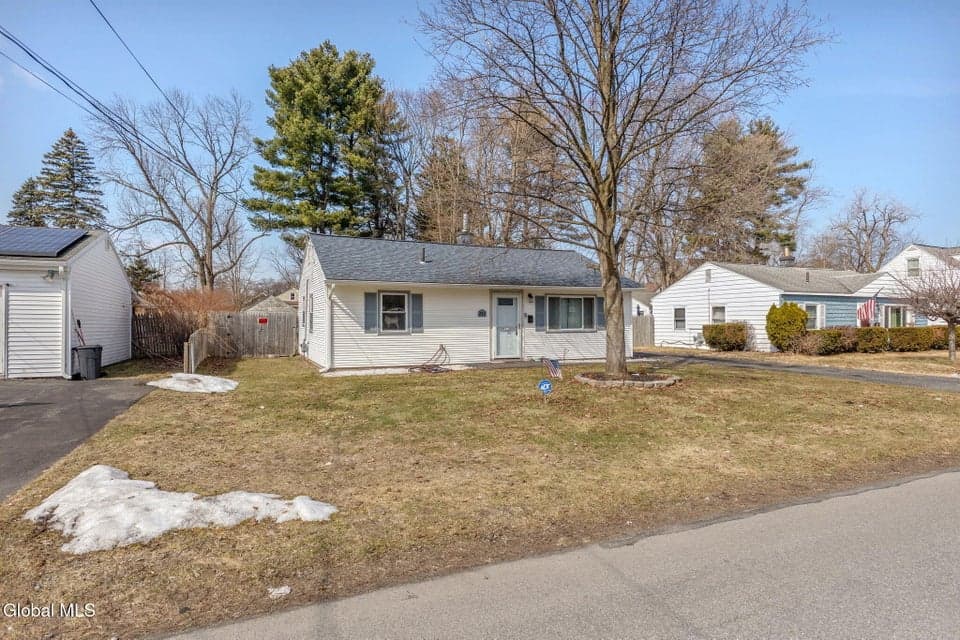 247 Chiswell Road, photo 3