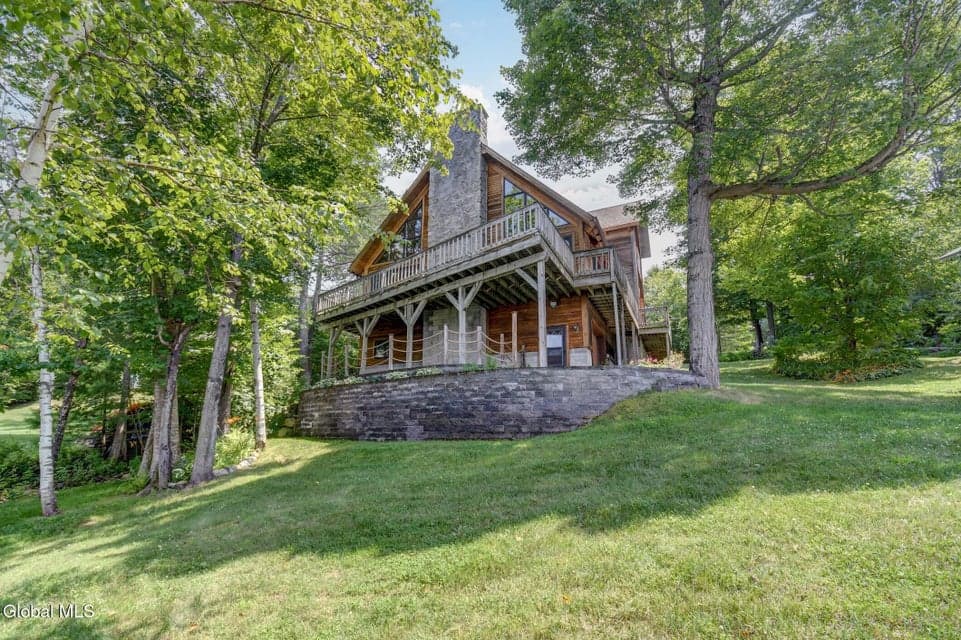 3429 S Shore Road, photo 1