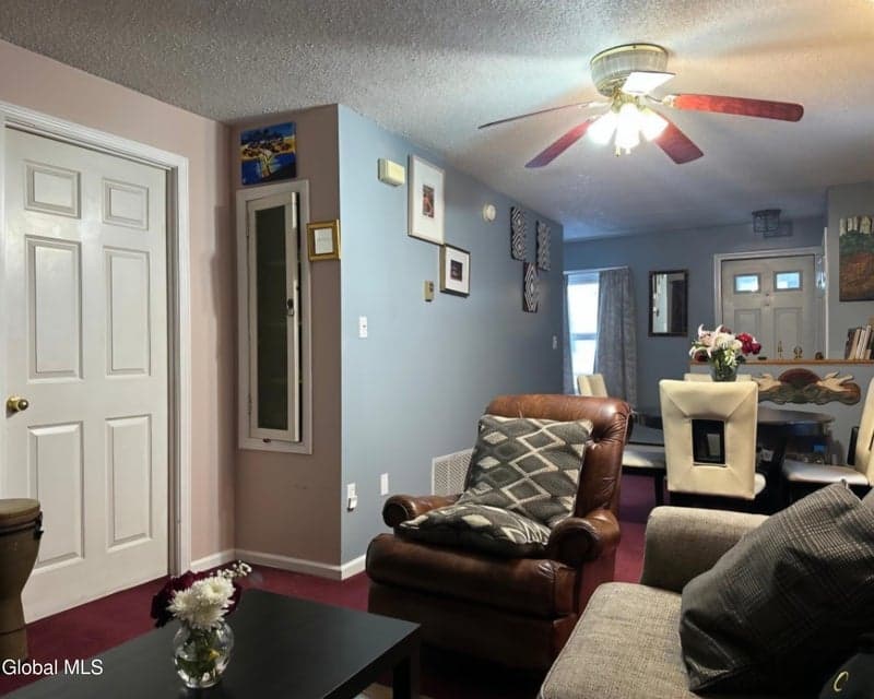 0.07 acres · Duplex, photo 2