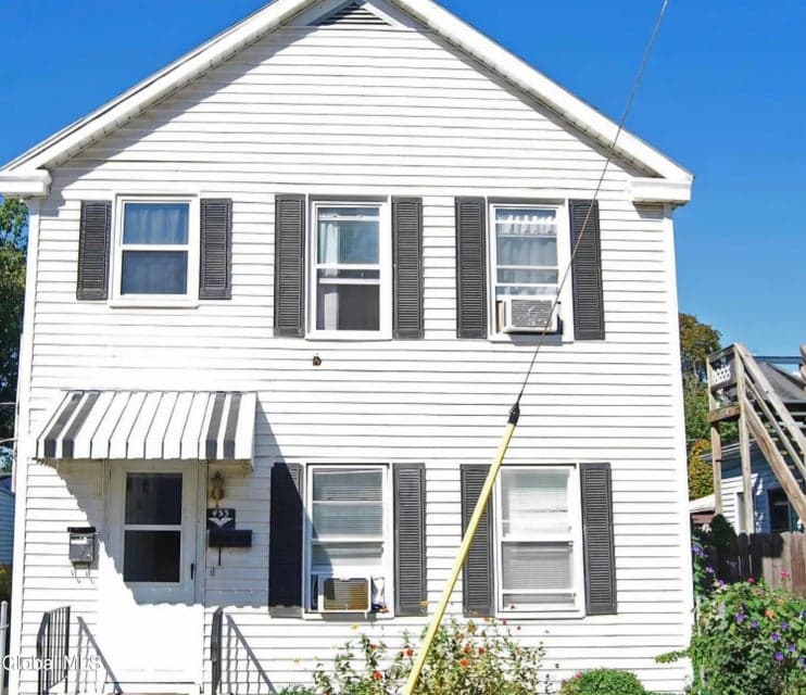 0.07 acres · Duplex, photo 1