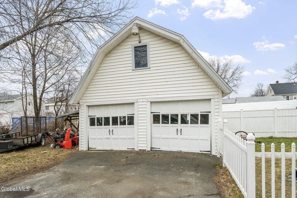 1301 Belmont Avenue, Schenectady, NY, photo 4