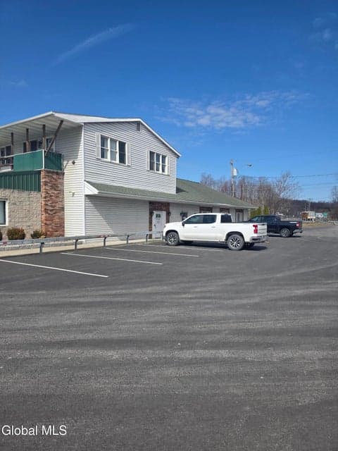 11 River Road, photo 4
