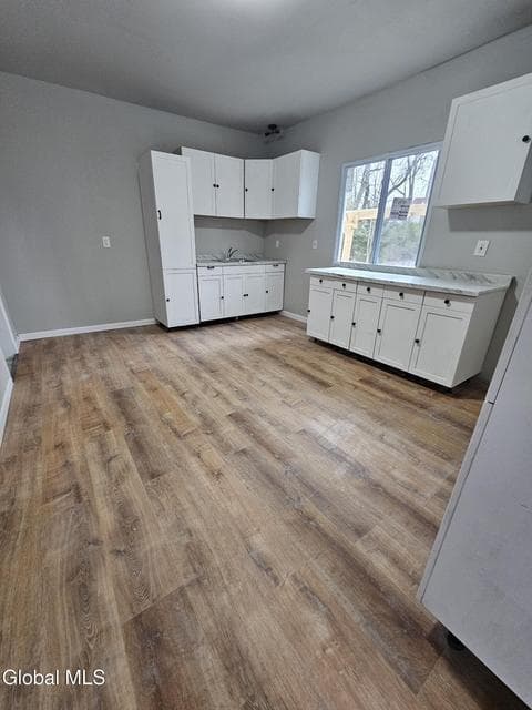 29 S Pine Avenue, photo 3