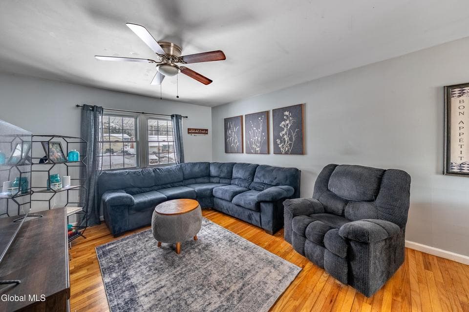 48 Hathorn Boulevard, Saratoga Springs, NY, photo 4