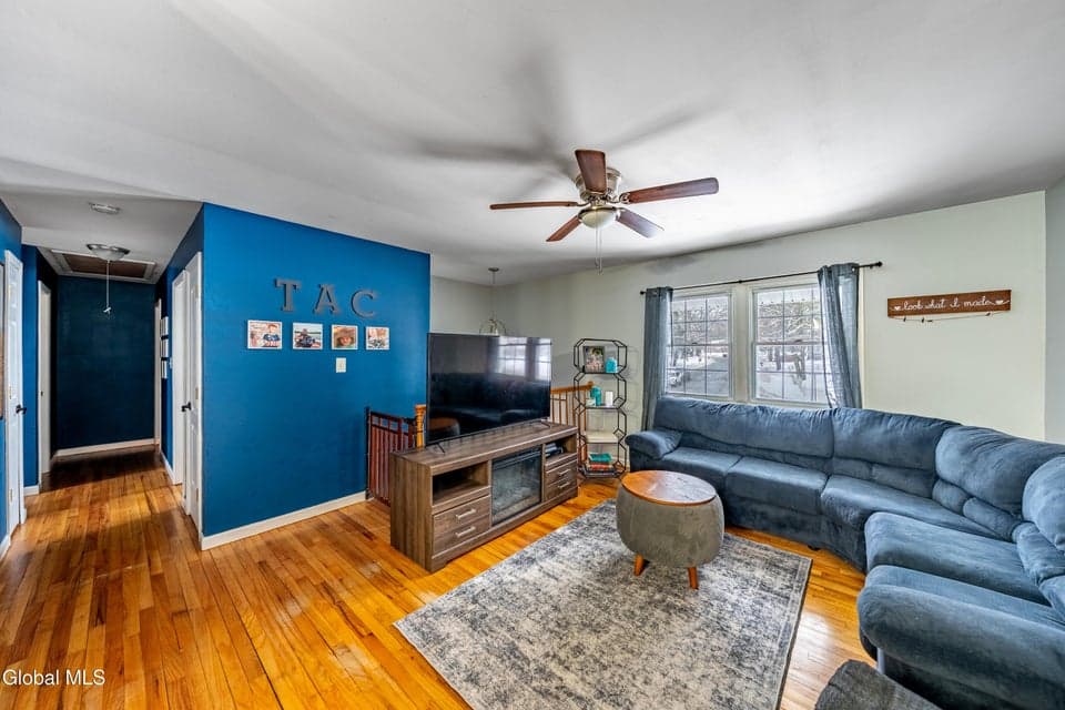48 Hathorn Boulevard, Saratoga Springs, NY, photo 5