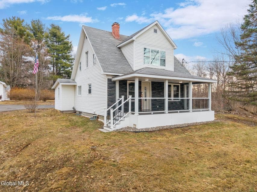 38 Weatherwax Road, photo 3
