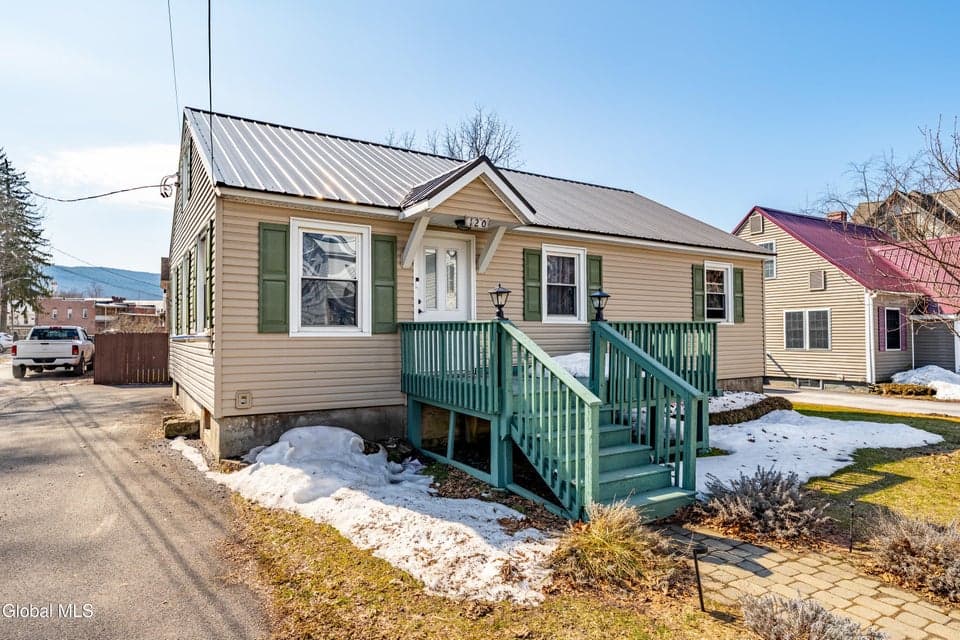 120 Danforth Avenue, Middleburgh, NY, photo 1