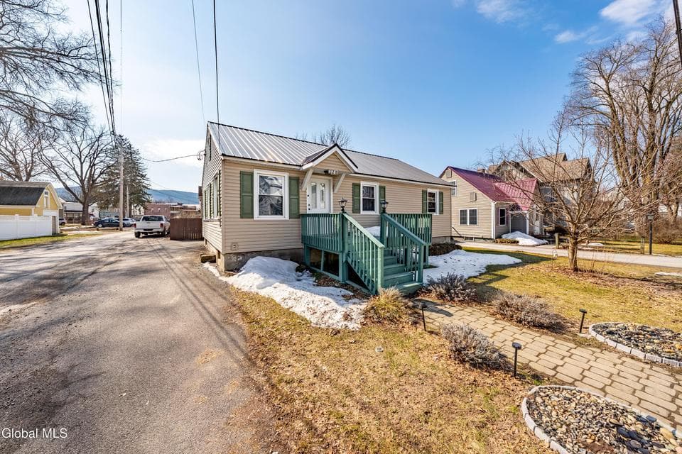 120 Danforth Avenue, Middleburgh, NY, photo 2