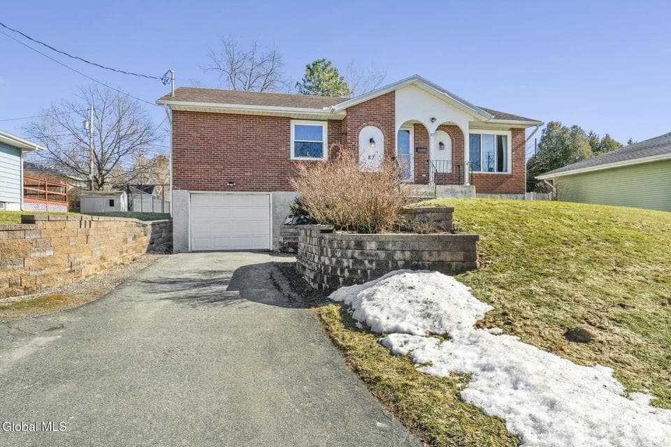 87 Ormond Street, Albany, NY 12203, photo 2