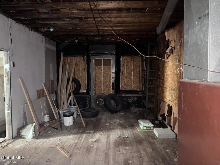 0.08 acres · Triplex, photo 5