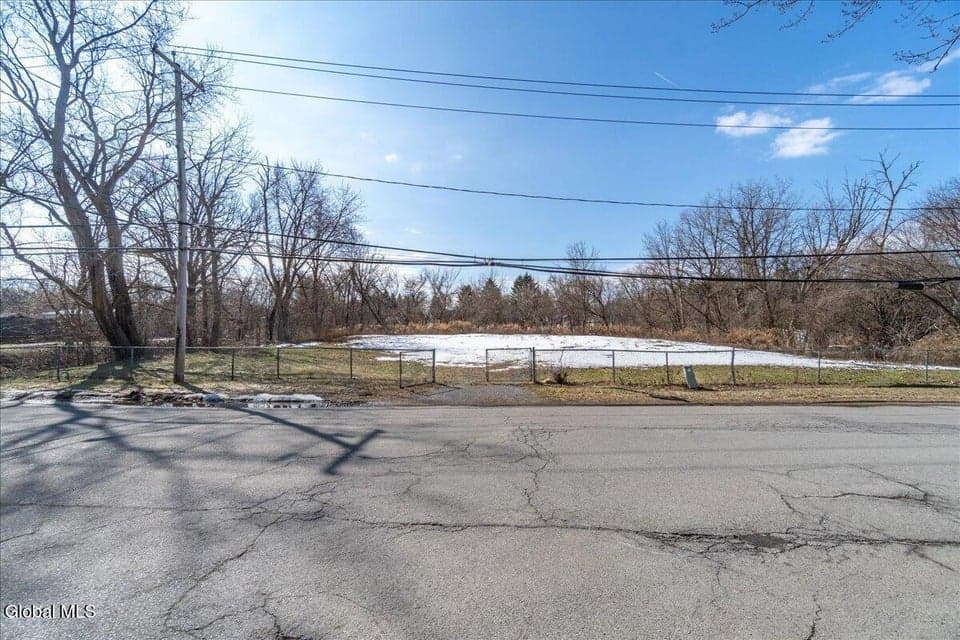 0.32 acres · Unimproved Land, photo 3