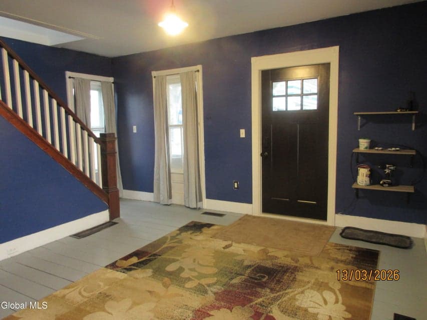 17 S Maple Street, photo 3