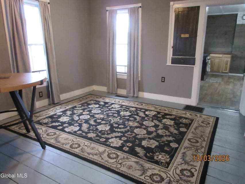 17 S Maple Street, photo 5