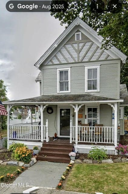17 S Maple Street, photo 1