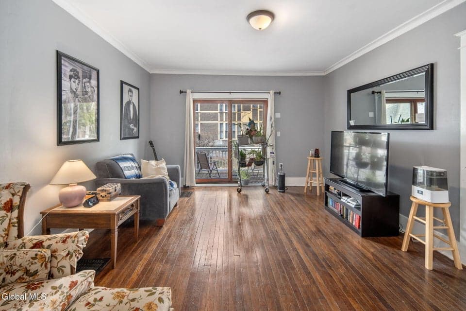 505 Bedford Road, photo 4