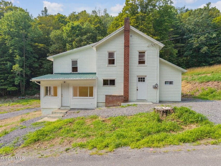 610 Gridley Road, photo 1