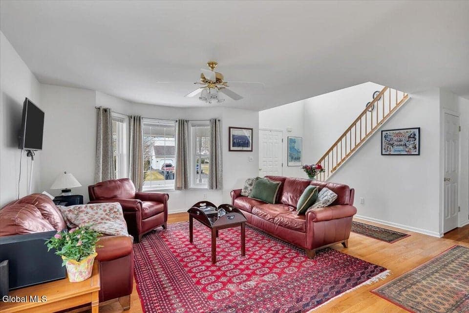 33 Harwick Drive, photo 5