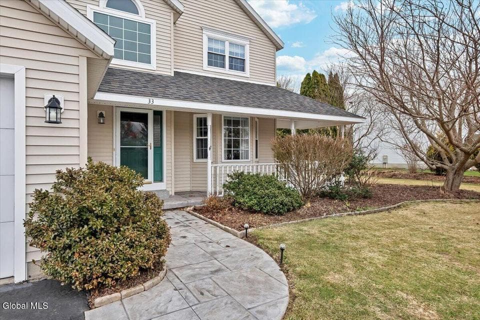 33 Harwick Drive, photo 3