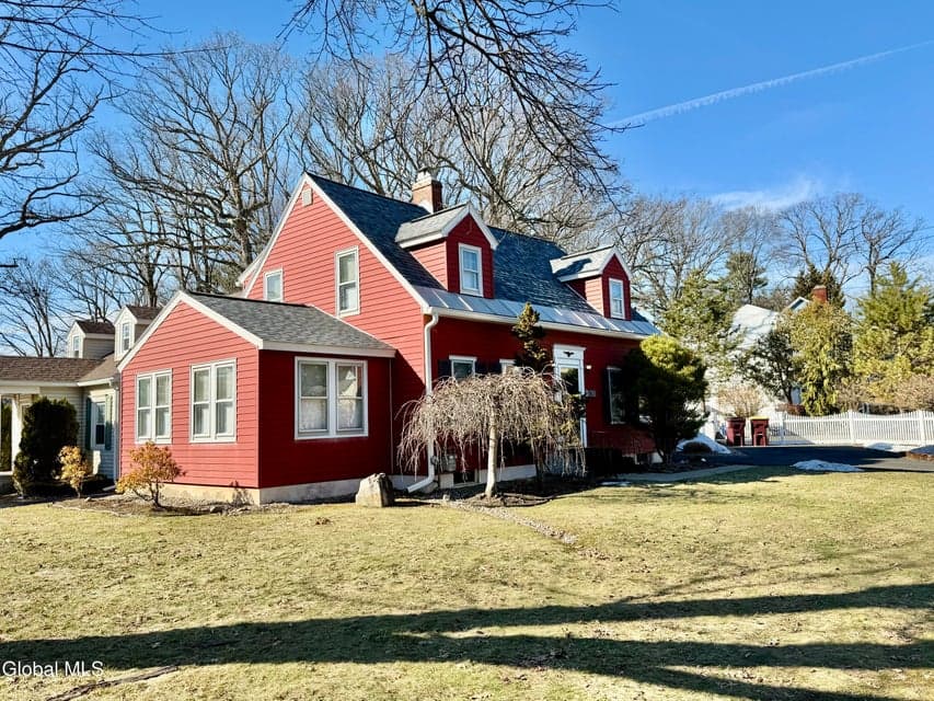 1501 Baker Avenue, photo 1