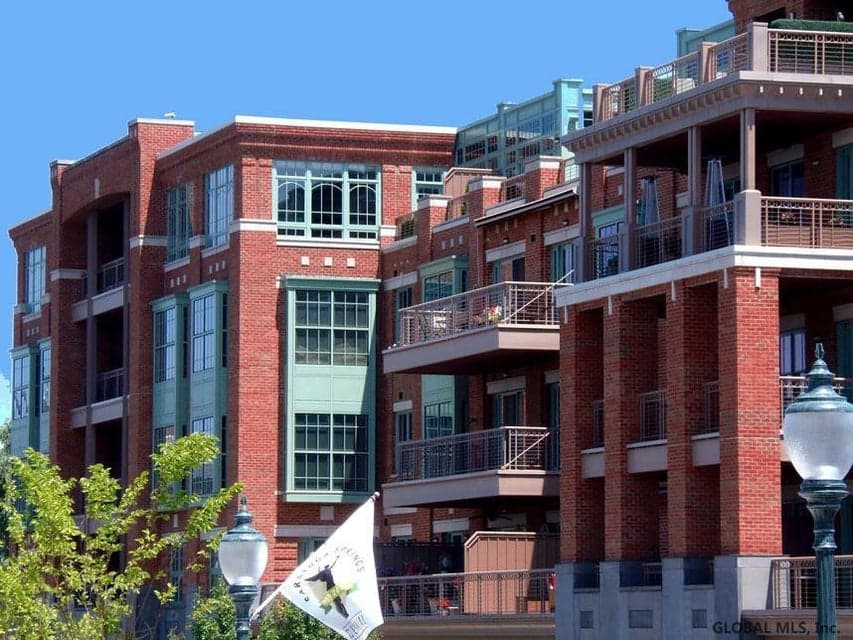268 BROADWAY, photo 1