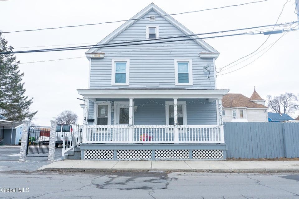 2 Bigelow Avenue, photo 1