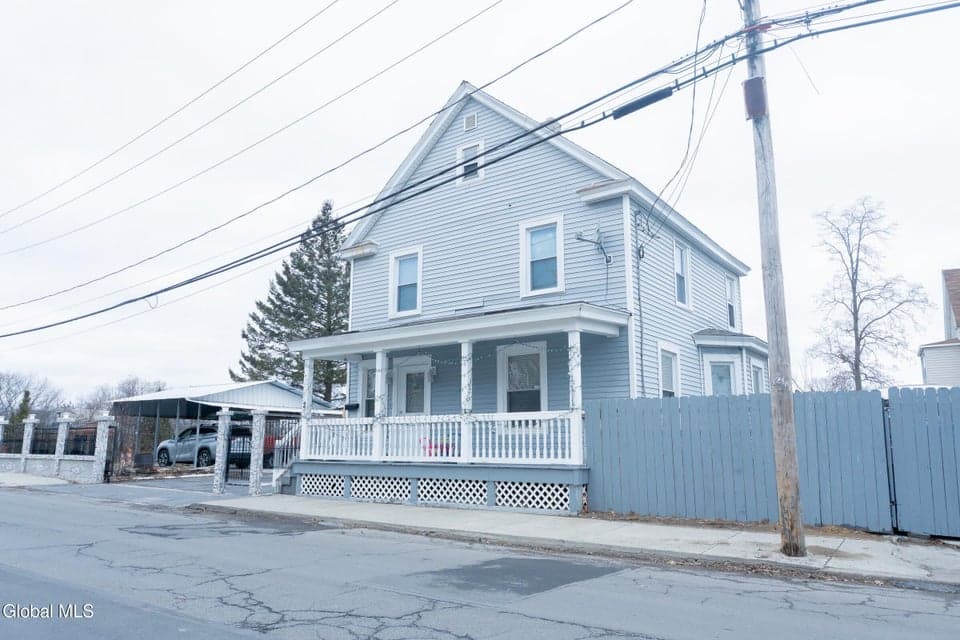 2 Bigelow Avenue, photo 3