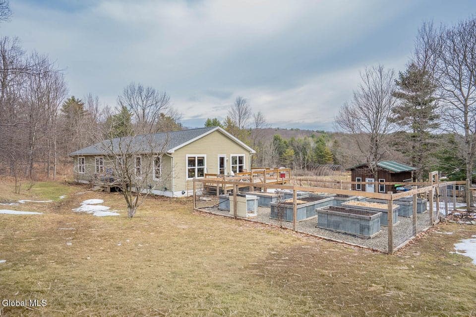 92 Dickensen Road, Cambridge, NY, photo 1