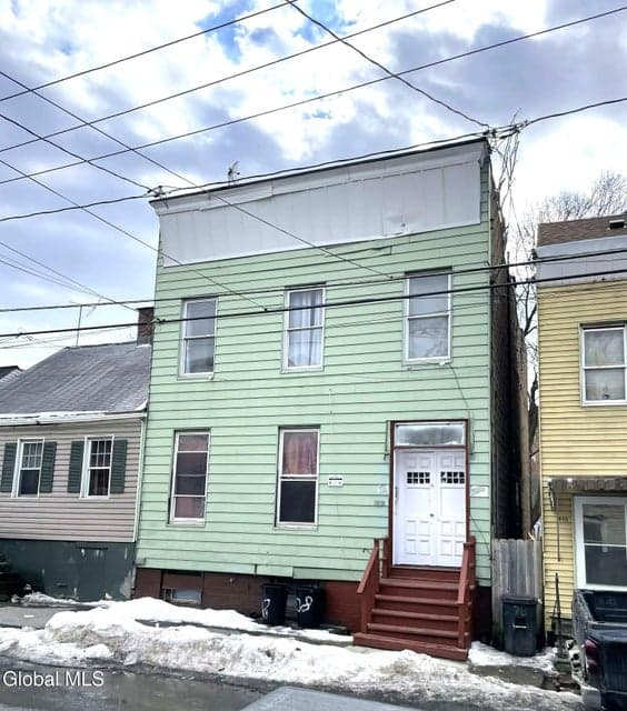 408 Elk Street, photo 1