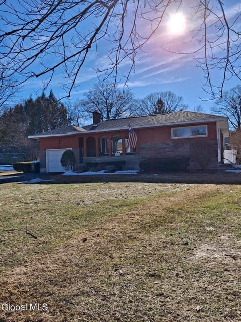 24 Juracka Parkway, Rotterdam, NY, photo 3