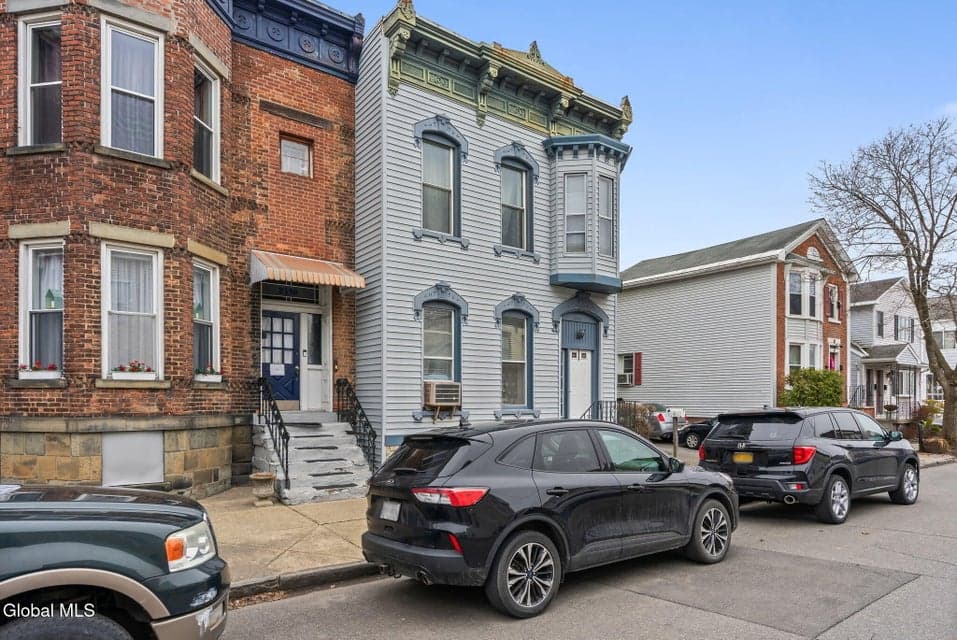 2128 3rd Avenue, photo 3