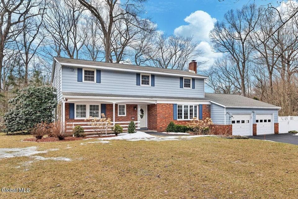 23 Glenwood Drive, photo 1