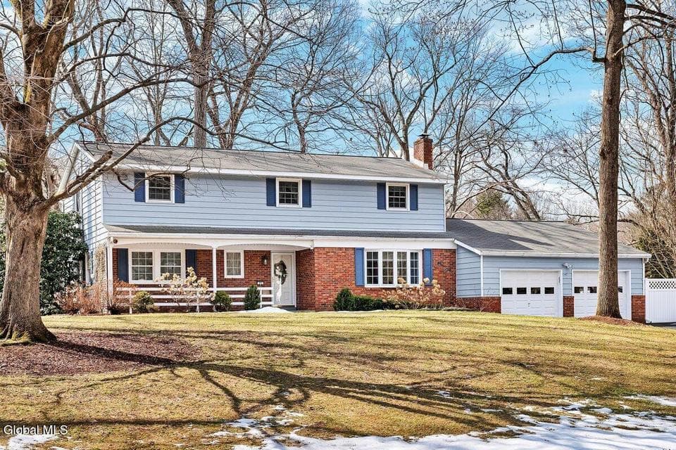 23 Glenwood Drive, photo 2