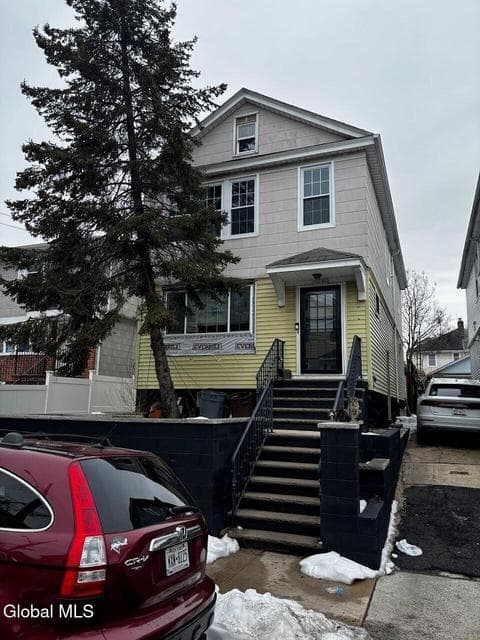 119-28 8th Avenue, photo 1
