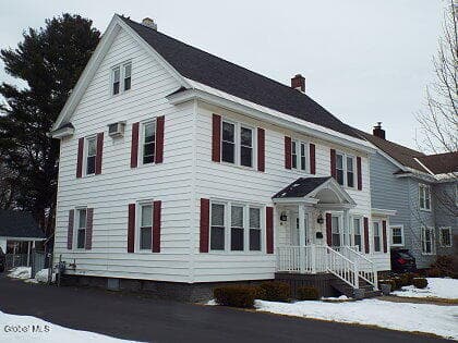 107 Oakland Avenue, photo 3