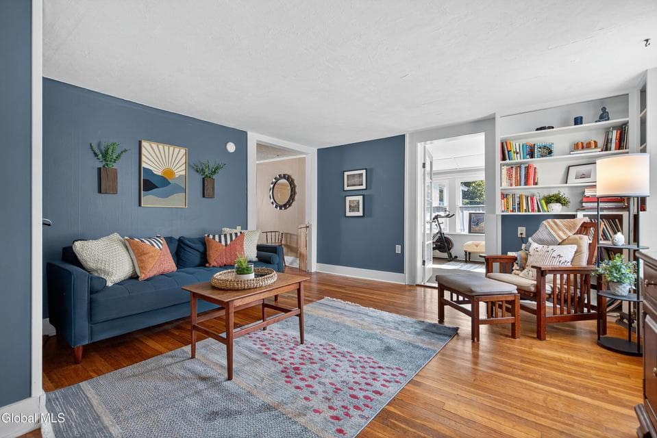 156 Hardscrabble Road, photo 3