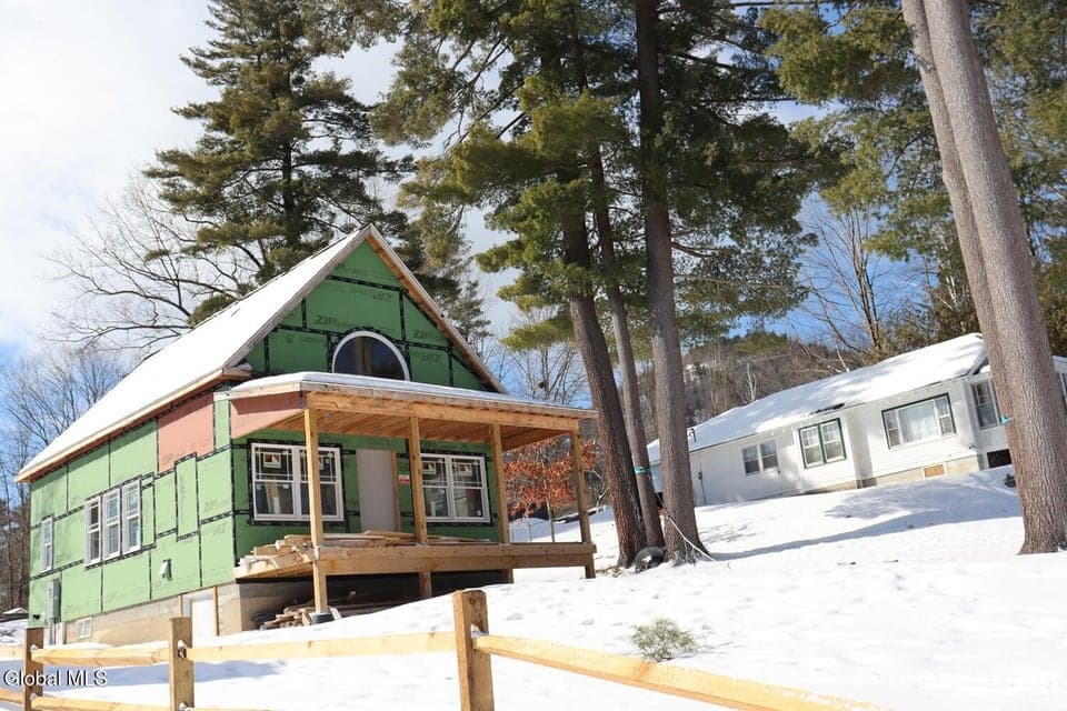 81 McGillis Avenue, photo 3