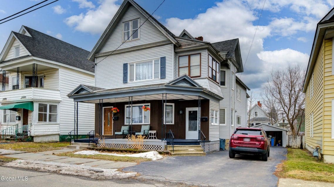 20 Lincoln Avenue, photo 3