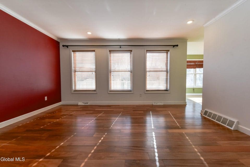 16 Red Oak Drive, photo 5