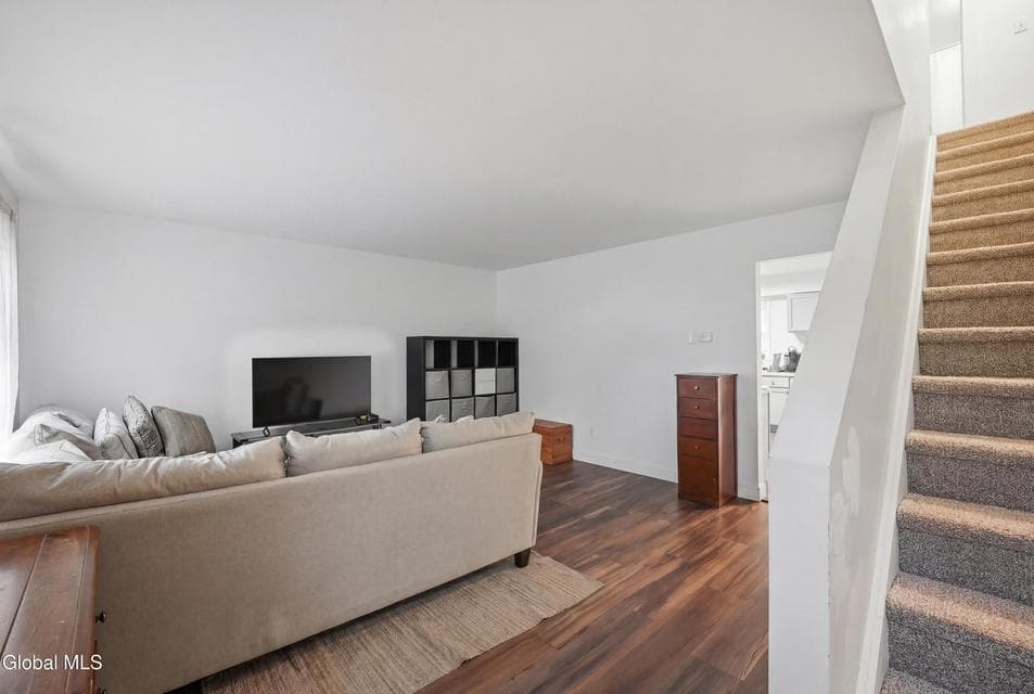 17-19 Henry Street, photo 3