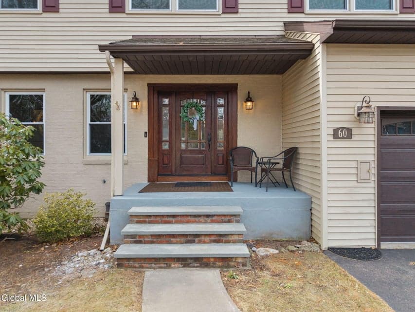 60 Fernbank Avenue, Bethlehem, NY 12054, photo 3