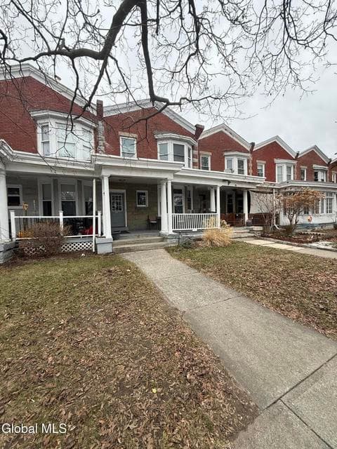 314 Manning Boulevard, photo 2