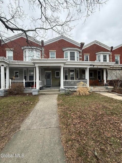 314 Manning Boulevard, photo 4